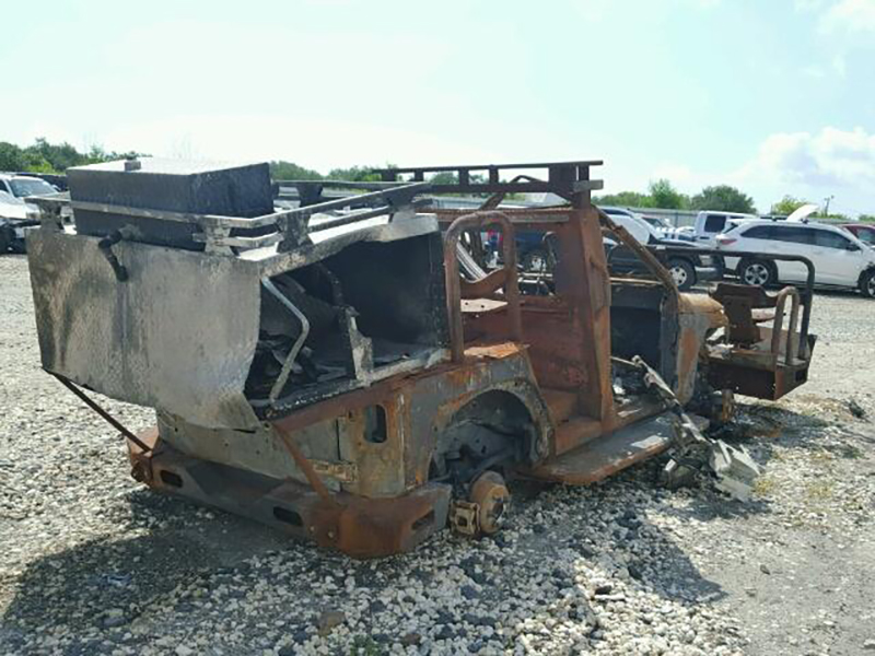 Illustration for article titled What The Hell Happened To This Jeep?